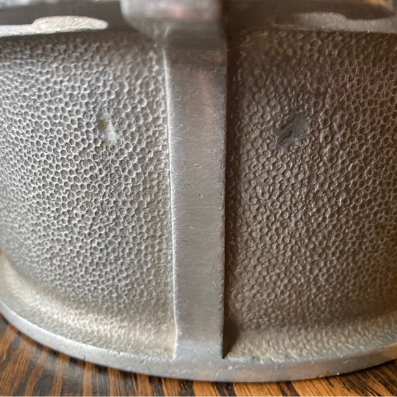 Vintage Guardian Service Cookware Hammered Aluminum Round 2 Qt Dome Cooker Pot - Picture 8 of 10